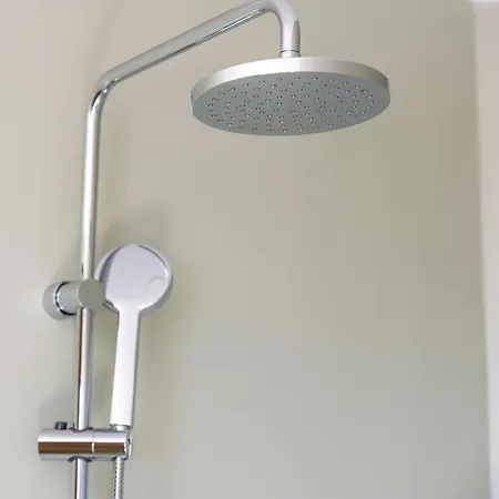 בית נופש Modern Design House With Roof Terrace *